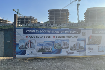 Complex locativ și alunecări de teren la Schinoasa Vale Image